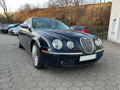 Fahrzeug mit defektem Motor an Autoankauf Preetz verkaufen